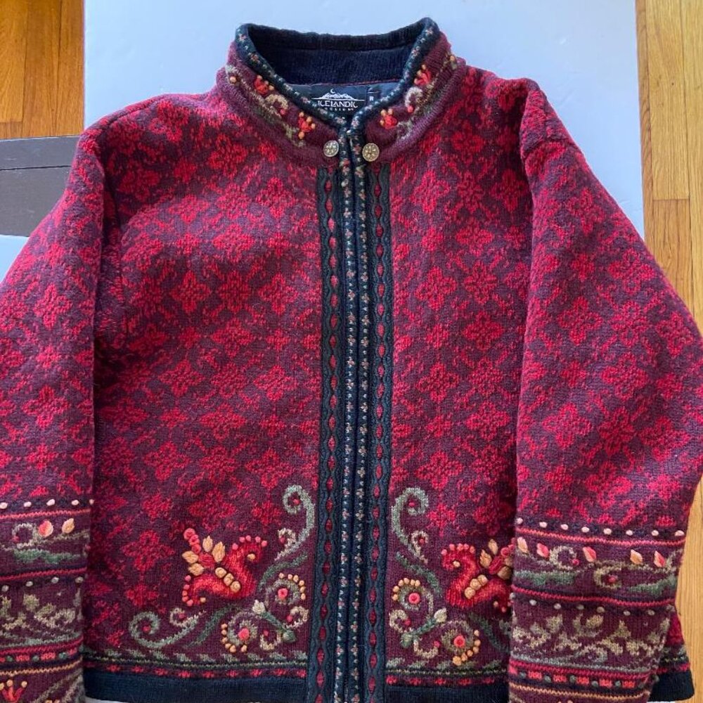 Icelandic Design Women’s Wool Knit Zipper Lined Embrodiered Sweater, Size Medium